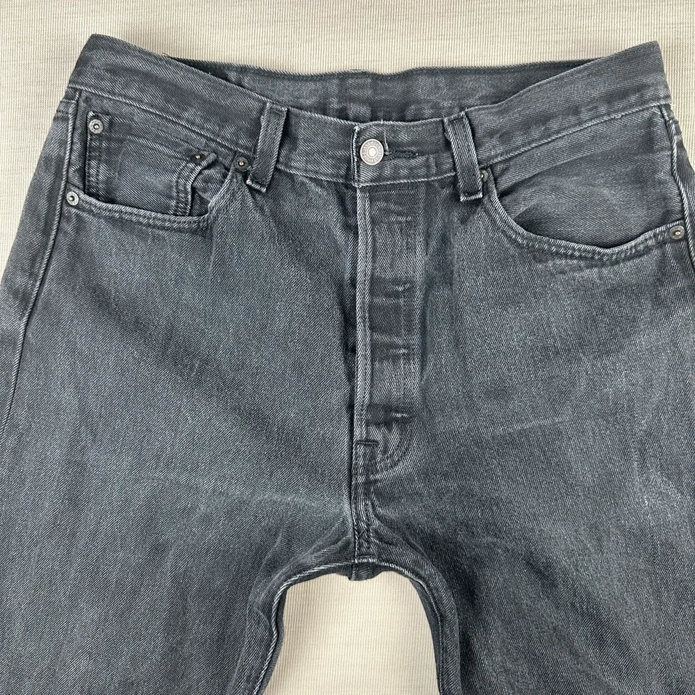 Levi's 501 Original Fit Jeans Dark Gray Button Fly Men's 32x28 (Tagged 34x30)